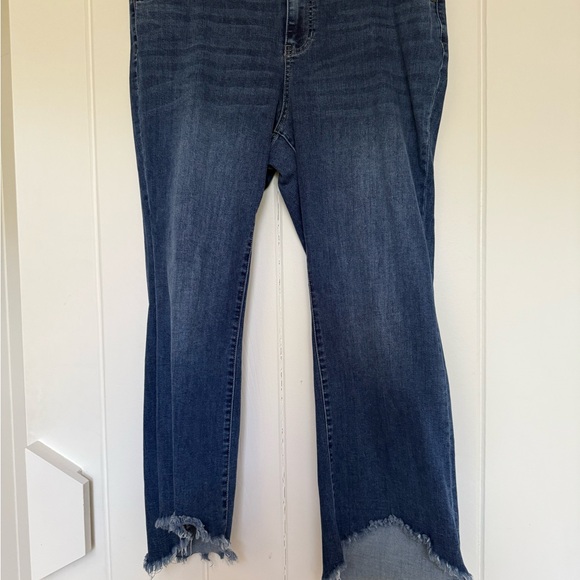 Liverpool Hannah Women's Blue Frayed Hem Jeans 18W - Picture 2 of 8